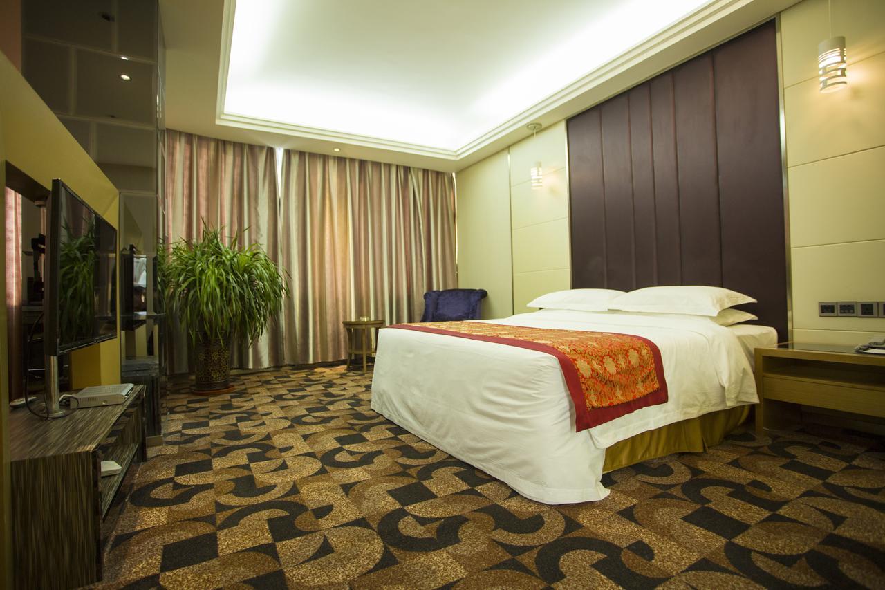 אורומקי Fuke Jirui Hotel מראה חיצוני תמונה
