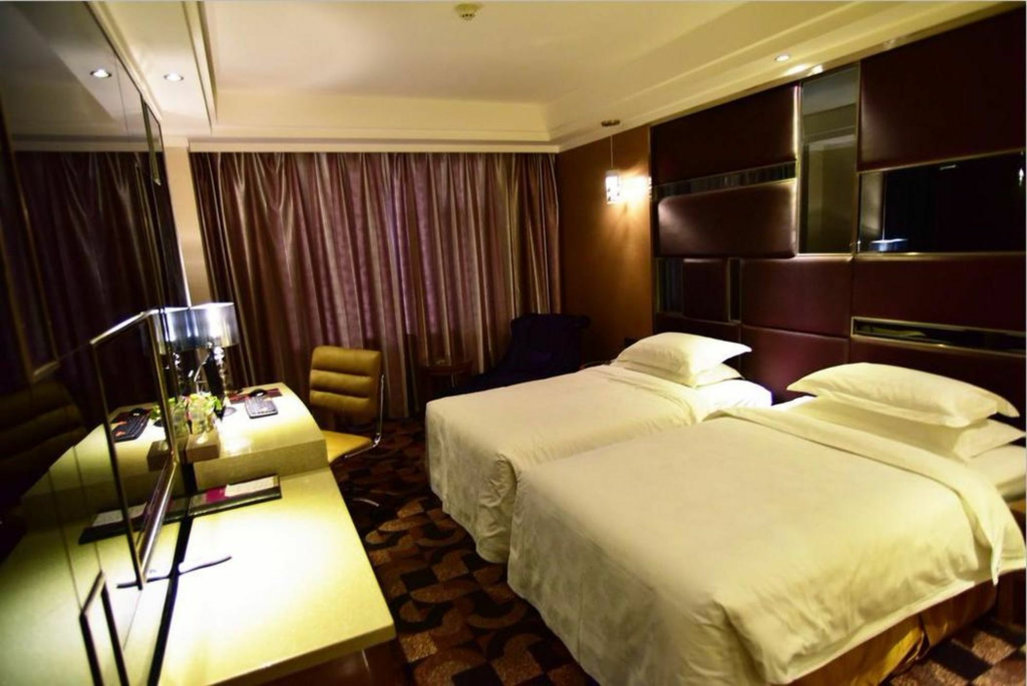 אורומקי Fuke Jirui Hotel מראה חיצוני תמונה